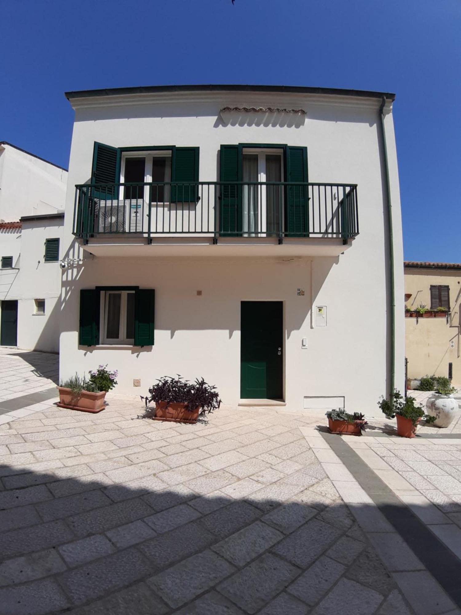 Вилла Casa Tornola Nel Borgo Термоли Экстерьер фото